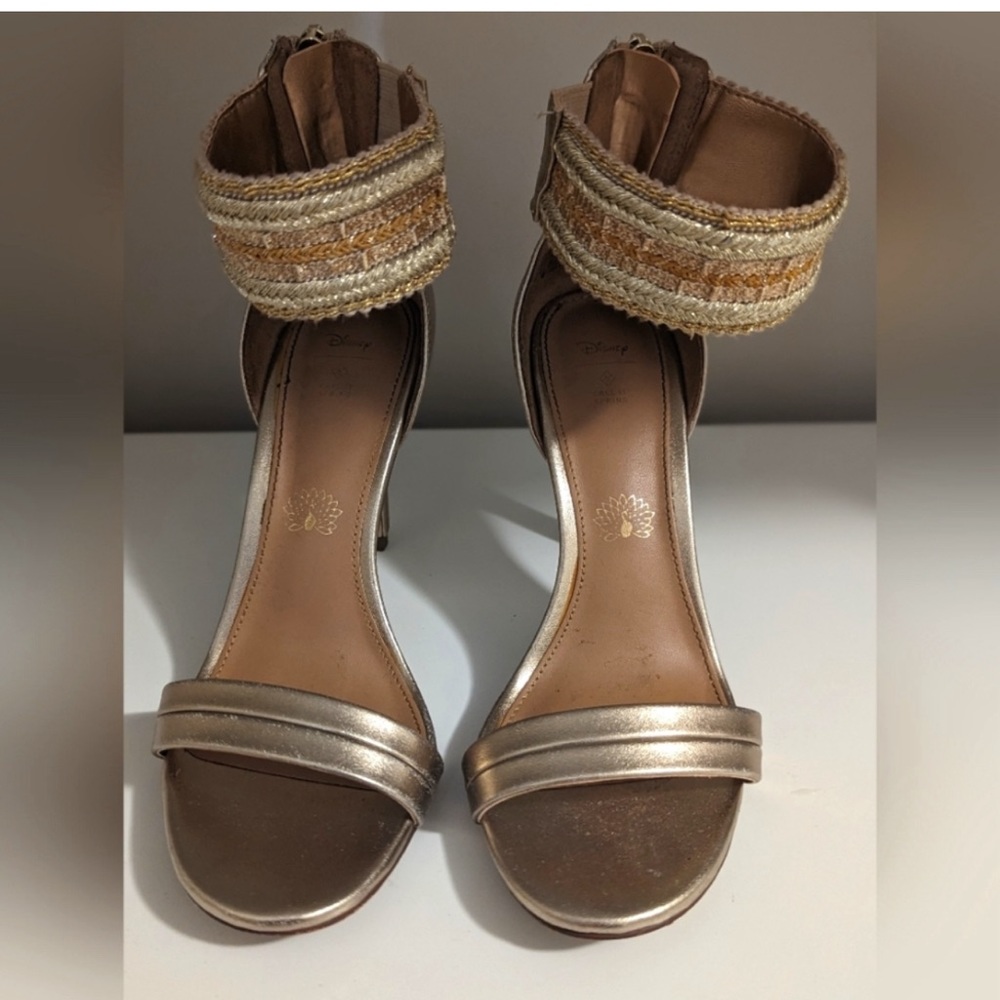 Special Edition Disney Aladdin Call It Spring Heels, Gold, Size 9 M also fit 8.5 - Picture 3 of 5